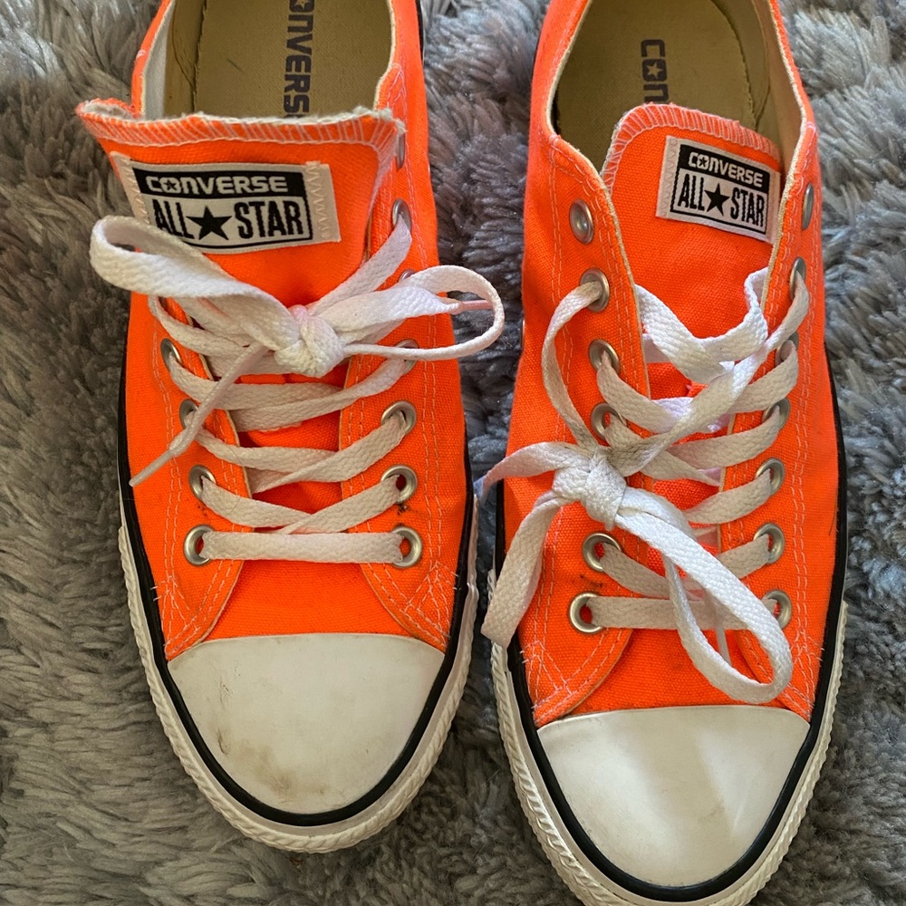 Converse Allstars Size 11W 9M unisex BRIGHT orange